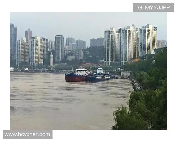 重庆篮球队状态引发热议欧冠足球赛场争议不断